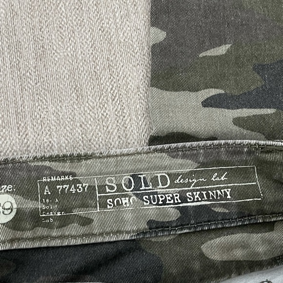 Camouflage Skinny Jeans by Sold Design Lab - Size 29 - Picture 4 of 5